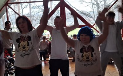 Projekt „Nowy Duch Wolontariatu – Wolontariat Niestandardowy”: zatańczyli, porwali publiczność i udowodnili, że inicjatywa „We can dance” jest dla każdego